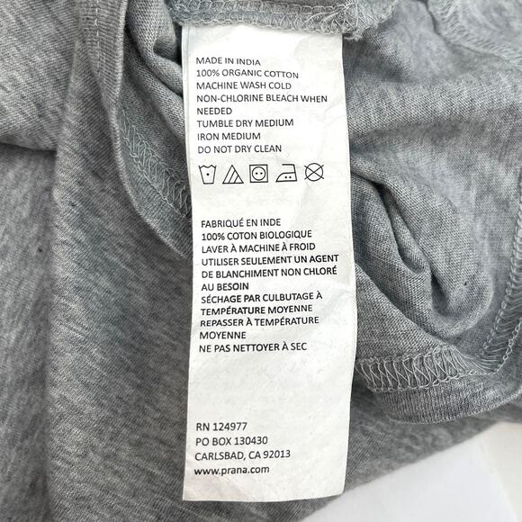 prAna Journeyman Tee Sz S New $39 Grey Clever (like a) Fox Graphic T-Shirt Top - Picture 6 of 8